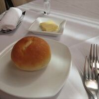 RESTAURANT DAZZLE - パンとバター