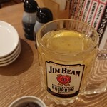 プロント - ジムビームハイ380円 お通しの乾燥しいたけ150円