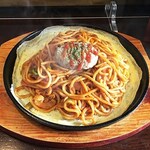 たかざわ珈琲店 - たかざわオリジナルナポリタン（大盛り）+ハンバーグトッピング