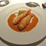 ラ・トルテュ - ボタン海老のカダイフ包み
      アメリケーヌソース