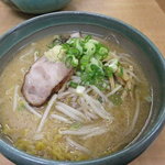 麺屋 彩未 - 味噌ラーメン　７００円　【　２０１２年８月　】