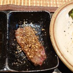 肉の匠 - お肉焼いてみた。僕的には塩胡椒しか調味料として使えない