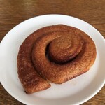 ベッカライ ビオブロート - シナモンロール