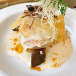 ビストロ・アッシュ - 魚料理 銀ガレイとエビのムースの蒸焼きブランダードのせ