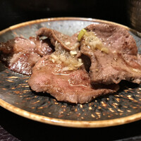 肉寿司 肉和食 KINTAN コレド室町 - 牛タン焼