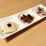 Nikusushi itariambaru katenaccho - 季節の前菜盛り合わせ（チーズ豆腐、カポナータ、サツマイモのポテトサラダ）