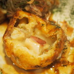 ニュータコイチ - たこ焼き（ソースマヨ） トロトロ感は少な目でポッテリした感じ
