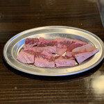 Skirt steak (sauce/salt) 380 yen (418 yen including tax)