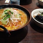 えび豚骨拉麺 春樹 - 辛味噌ラーメン+炙り叉焼丼