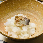 比良山荘 - ☆鮎のなれ寿司をご飯と一緒に食べると美味い。