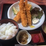 磯亭 - エビフライ定食