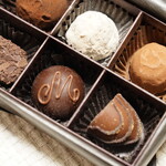 GODIVA 욧카이치 킨테츠 햐캇카점