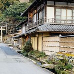 Hirasansou - ☆『比良山荘』は長閑な山里の風景の中に佇んでいる。そして料理は四季折々の自然の偉大さと素晴らしさを体感させてくれる。