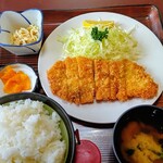 Tonkatsu Tarou - Ａ（とんかつ）定食ライス大盛り６３０円