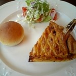 Cafe de Ami - エビとホタテのパイ