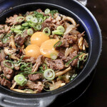 ルッカ - 牛と豚の他人丼