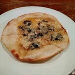 インバーハウス - ブルーチーズと蜂蜜のピッツァ