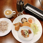 シャイニー マウンテン - 日替りランチ