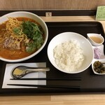 カオソイ食堂 - 