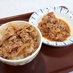 すき家 - 牛丼並盛と、牛皿並盛