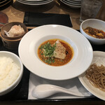 東京チャイニーズ 一凛 - よだれ鷄御膳 1,540円（税込）