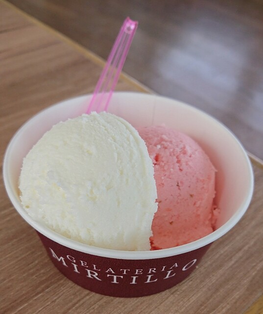 ミルティーロ Mirtillo 長都 アイスクリーム 食べログ ミルティーロ Mirtillo 長都 アイスクリーム 食べログ