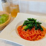 イタリアン食堂coraggio - ランチAコース（メイン、サラダ、アイスティー）1000円