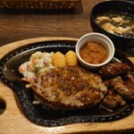 びっくりドンキー - ハンバーグ＆コロコロステーキ