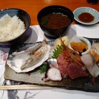 魚竹 - 21.02.16昼 特上海鮮丼（別盛）1400円税込 お替り可 テーブル会計