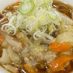 Irorian Kiraku - 豚肉と白菜の餡掛けそば（ネギ増しをサービスしてくれるのが嬉しい！）
