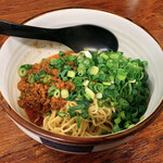 焔屋 - 青（山椒入り汁なし担々麺）