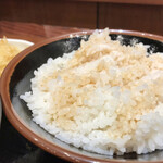 Marugame Seimen - #現代アート　
                        あらかじめブチまけろ！  #BCMKR!  とばかりにたれをかけた。