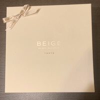 ベージュ アラン・デュカス 東京 - 