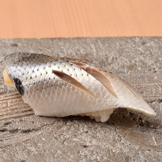 巧緻を極めた、芸術品のようなつまみの数々