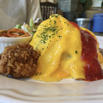 カフェ&デリ インディゴコーヒー - 娘オーダーの大人のお子様ランチ。
今更ながら、初めて見るドレスドオムライス。