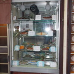 洋食いしだ - 店前のサンプルメニュー