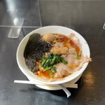 らーめん大喜 - ラーメン大盛＋煮たまご