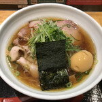 肉醤油+半熟煮玉子