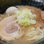 らーめん　雲 - こってりラーメン 味玉トッピング 800円