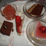 オリーブ キッチン - 真ん中のが新登場のドルチェ