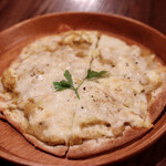 Magokura - ツナカレーピザ