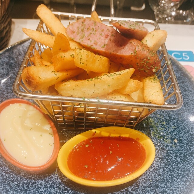 リトル デリリウムカフェ ハレザ池袋 Little Deliriumcafe 池袋 イタリアン ネット予約可 食べログ