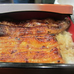 鰻家 - 蓋開けて