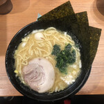 横浜家系ラーメン 誉家 - 