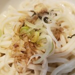 佐保多 - 醤油かけるとこんな感じ