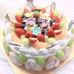 ローザンヌ - 予約の6号フルーツホールケーキ