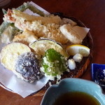 うぶすな - ＜2012年9月＞天ぷら　マコガレイ、海老、甘長唐辛子、エシャロット、茗荷、大葉、茄子、南瓜、長芋、さつま芋、胡麻豆腐