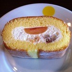 雪甘月 - 桃のロールケーキ