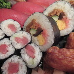 Sushi Tatsu - 鉄火巻と太巻