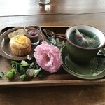 GAFLO CAFE by Flower FIELD